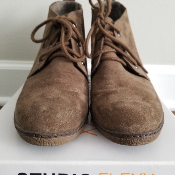 Faux Suede Platform Booties - Picture 2 of 6